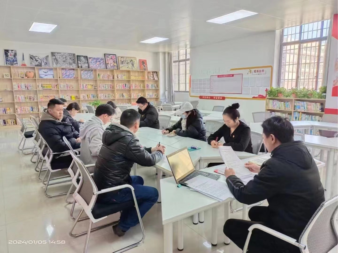 思想之旗领航向　换届选举启新篇——公司党支部换届选举